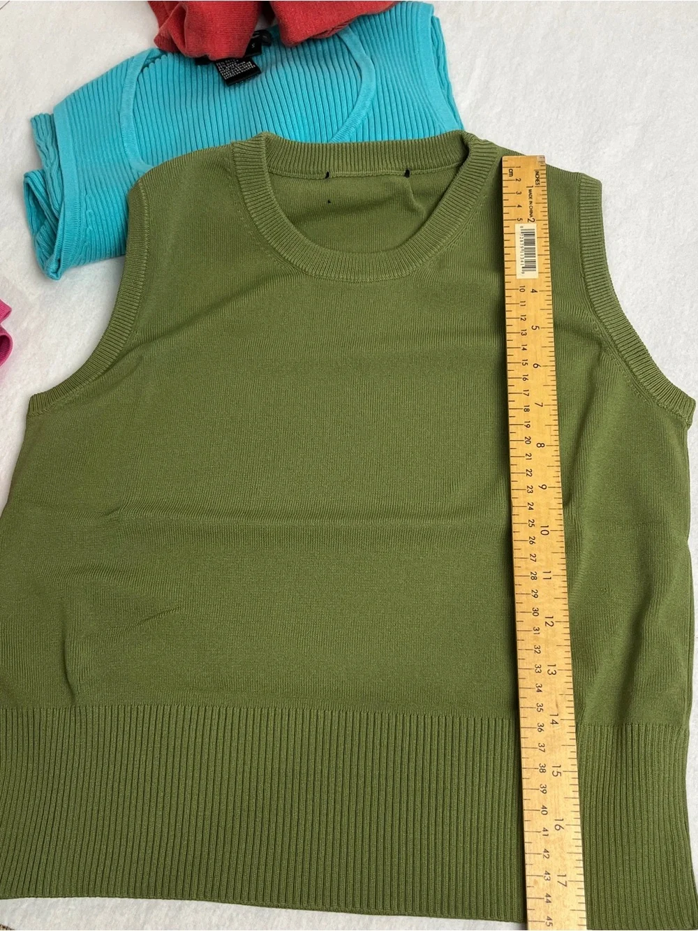 Sleeveless Sweater Lot size M Womens 4 Pull-overs Hot Pink, Red, Green sky Blue - Picture 5 of 13